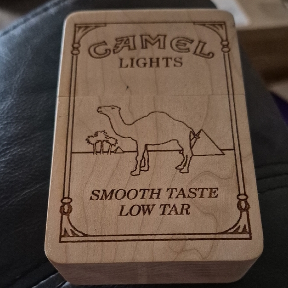 Other - Wooden Camel Lights Home Game Box